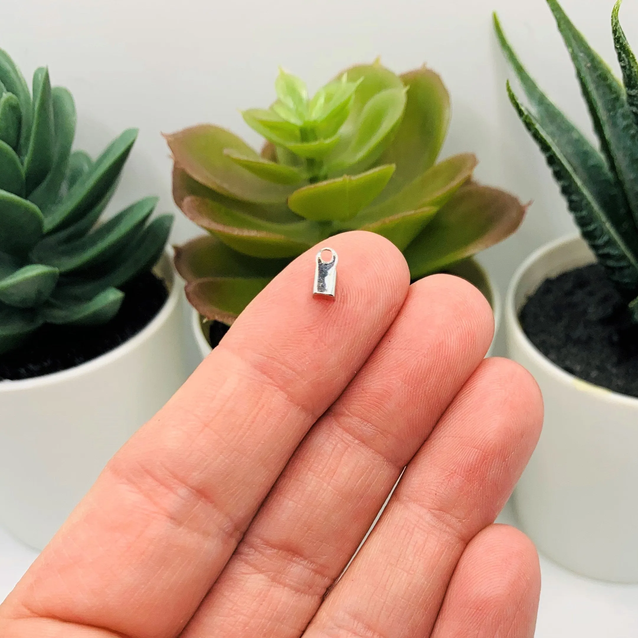 20, 100 or 500 Pieces: Small Silver Flat Cord Cap Ends