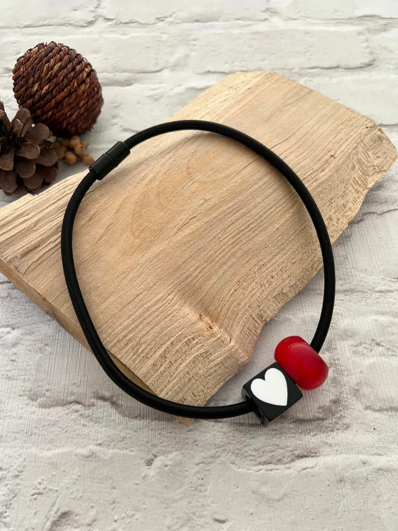 Calitaa Luxury Collection Deluxe Necklace Black
